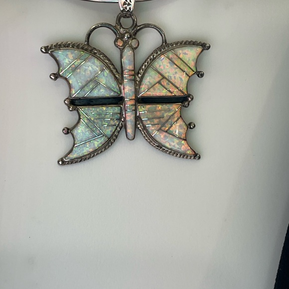 Butterfly Pendant ~STERLING SILVER AND OPAL INLAY🪽Native-Made - Picture 13 of 17
